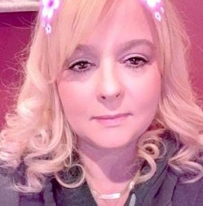 Meet your Posher, Brenda